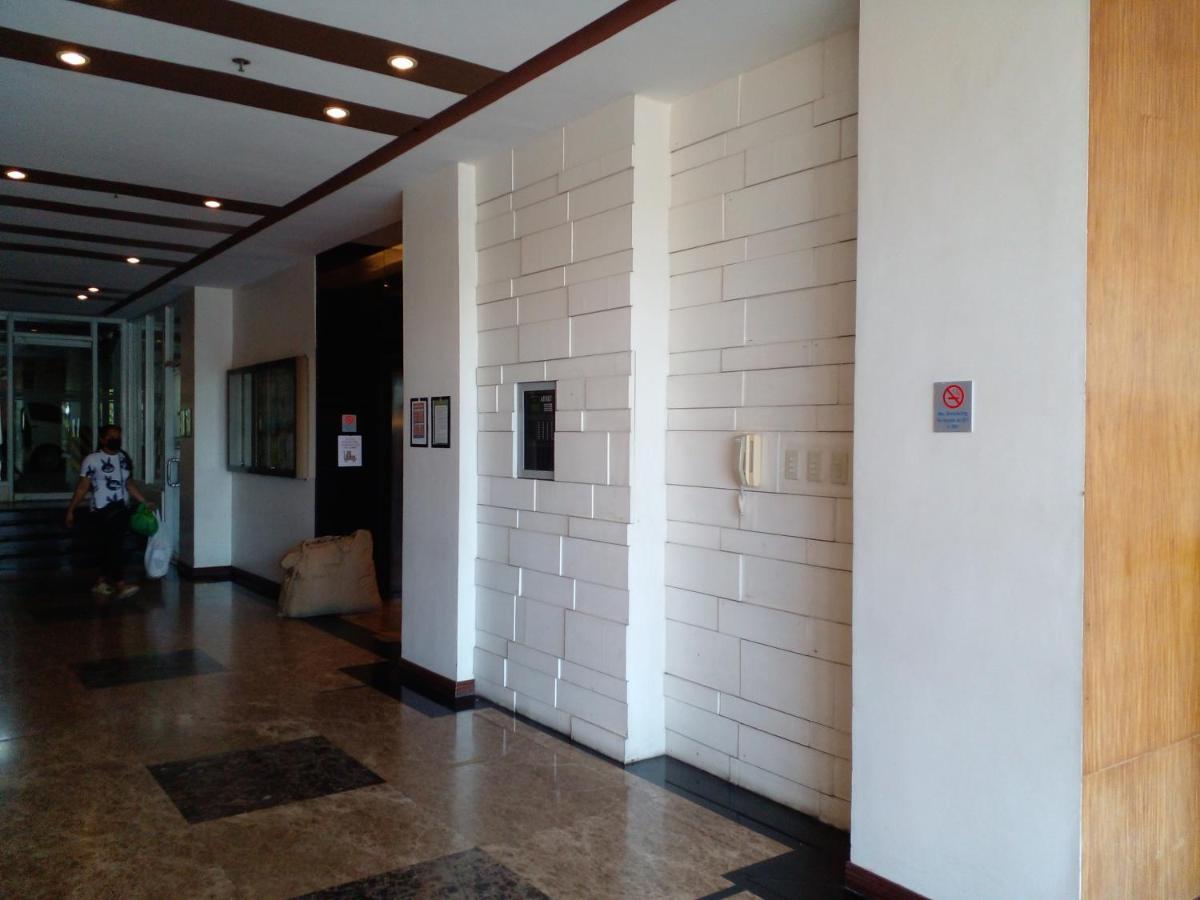 Tagaytay Prime Residences With Swimming Pool & Viewing Deck Tagaytay City Exterior photo